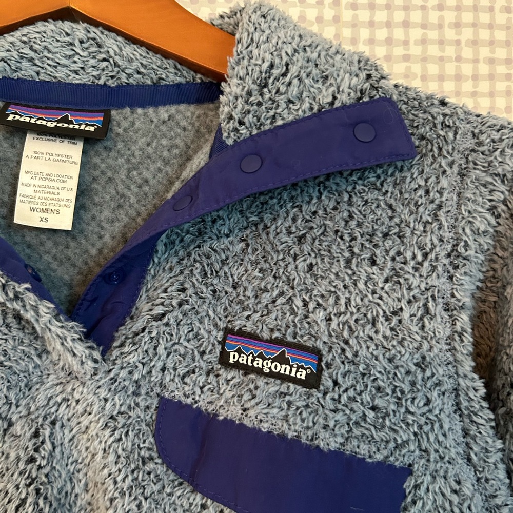 Patagonia Women’s XS 1/4 Snap Blue Fleece Pullover Jacket - Picture 5 of 11